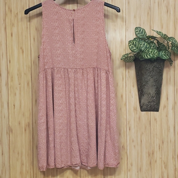 Old Navy Dress - Picture 4 of 12
